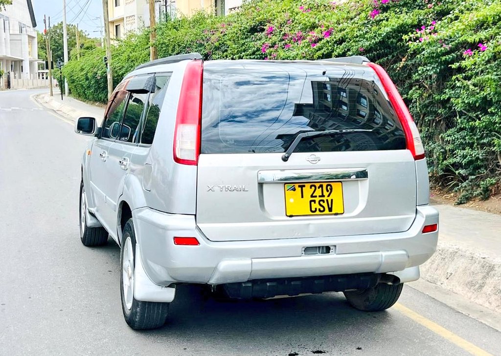 Eng_Matarra's tweet image. NISSAN X-TRAIL 🔥 🔥 

REG&quot; #CSV

▪️CC. 1990
▪️FULL AC 🌧
▪️SPORT RIMS 
▪️CLEAN IN &amp;amp; OUT
▪️FULL DOCUMENTS ✅️ 

#BEI - MIL 7.8

IPO DAR

HAINA KIPENGELE CHOCHOTE
NJOO UKAGUE UJIRIDHISHE ULIPIE

CALL 📞 📲-0793022184
WHATSAPP-0719542184