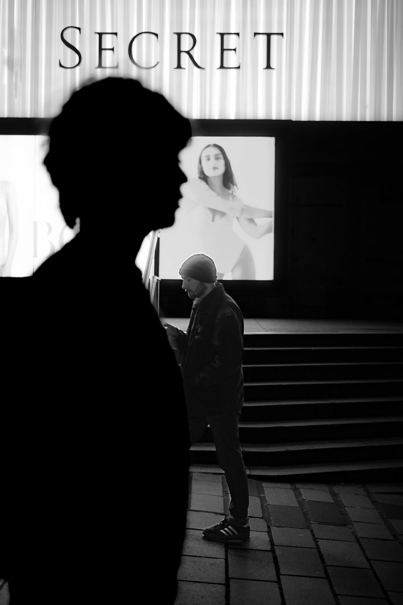 Happy Thursday!

Nearly there! Hope you have a fab day! 🤘🏻