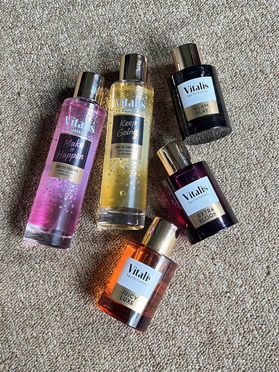 kalo liat parfum Vitalis jadi keinget masa sekolah-kuliah. 

dan sekarang Vitalis udah upgrade loh dan wanginya pada enak semuanya!🥹
