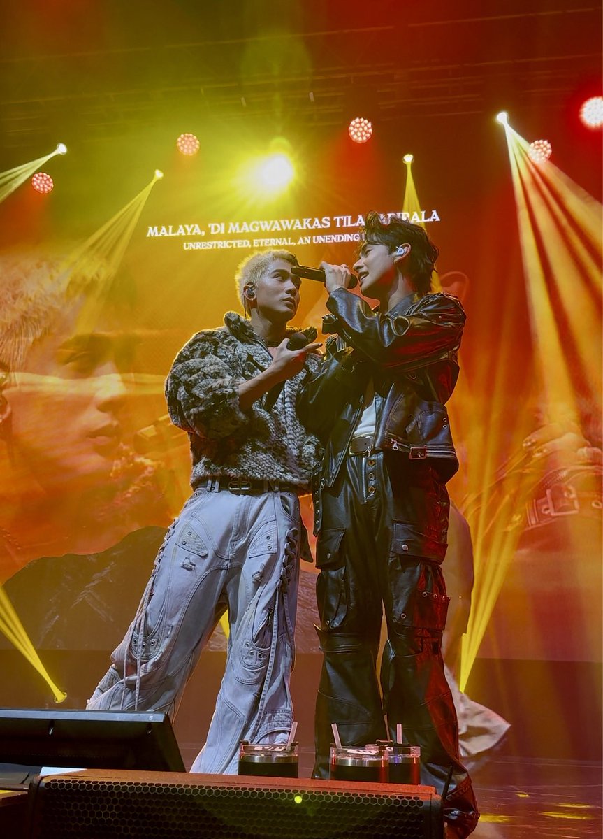 Yes JoshTin???? ☺️

#SB19日本ログ 
<a href="/SB19Official/">SB19 Official</a> #SB19
#SimulaAtWakas
#SaWWorldTourTokyo