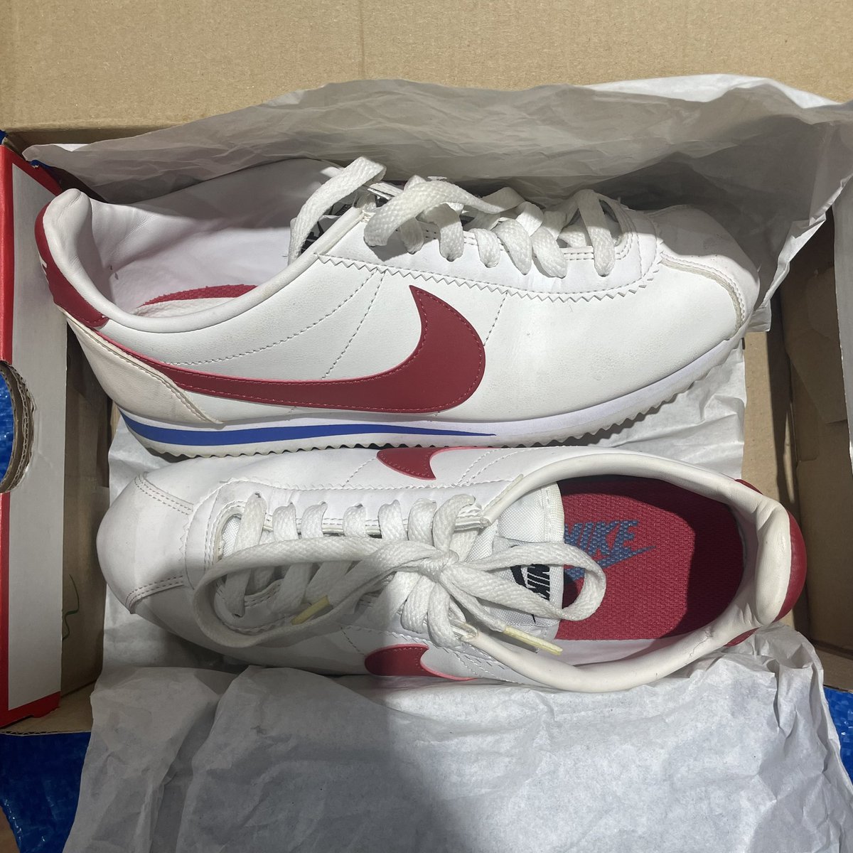 bawabalik_store's tweet image. WTS! NIKE CORTEZ  Size 38, like new! bisa tanya-tanya dulu buat liat barang dari berbagai posisi. Bisa Oyen🍊✨ #zonauang #zonajajan #prelove #nikecortez