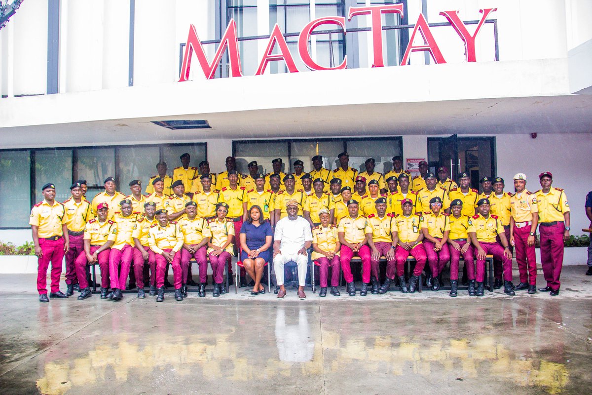 followlastma's tweet image. #Batch3 
#Day4 
#TopLASTMAManagementTraining #MentalHealthMatters

Mental health constitutes an indispensable cornerstone of overall well-being, thereby rendering it paramount for LASTMA officers to prioritize their mental health in order to discharge their duties with optimal…