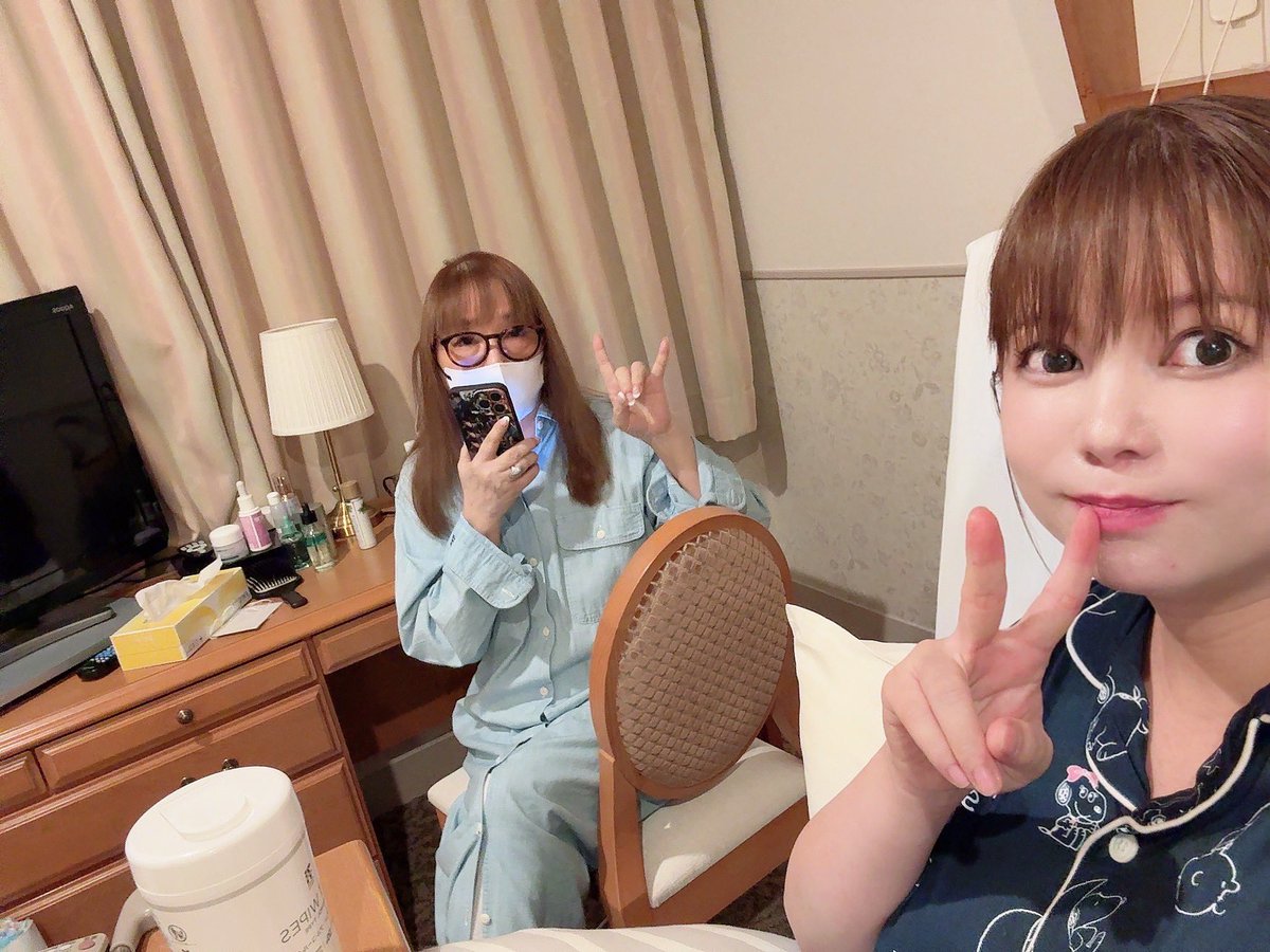 もうこの超巨大お腹もあと数日！ だから記念に撮っておくよ 桂子さん