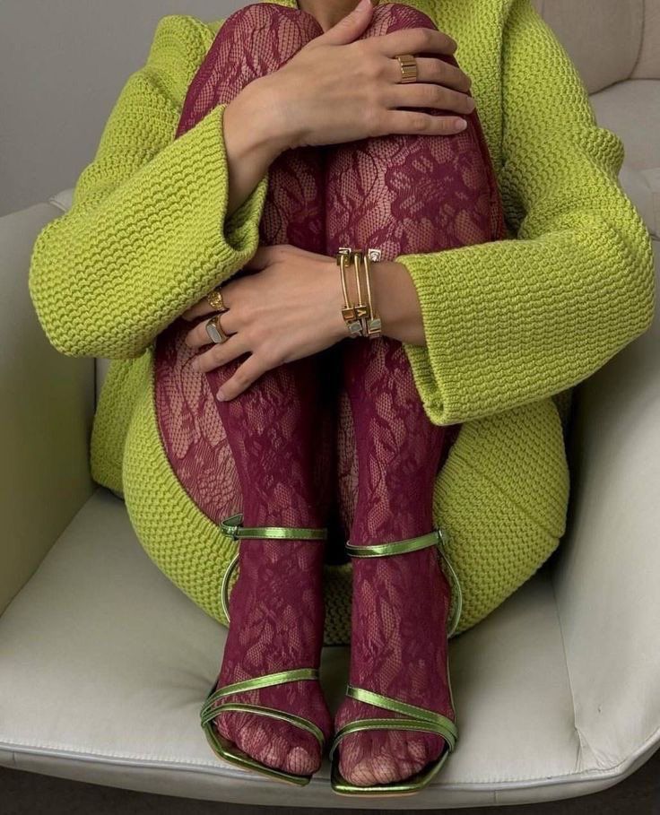 ᥫ᭡. (@lovelyfemm) on Twitter photo 