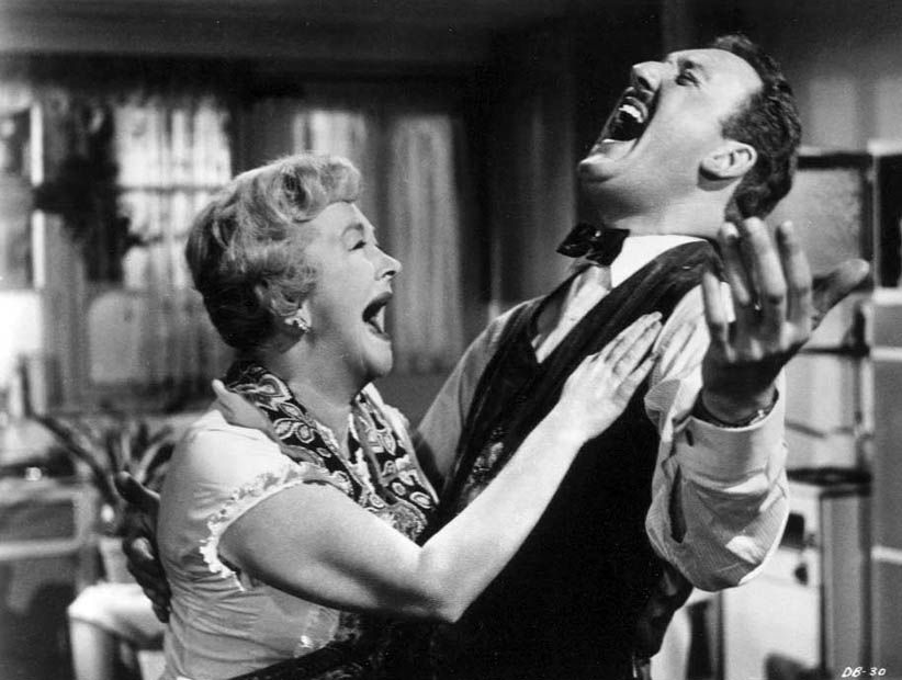 PeterFandom's tweet image. #TrialAndError or #TheDockBrief was released #OTD in 1962. #PeterSellers plays an over-the-hill barrister ineptly defending a birdseed merchant for killing his wife.
#RichardAttenborough #BerylReid #DavidLodge. #PeterSellers100