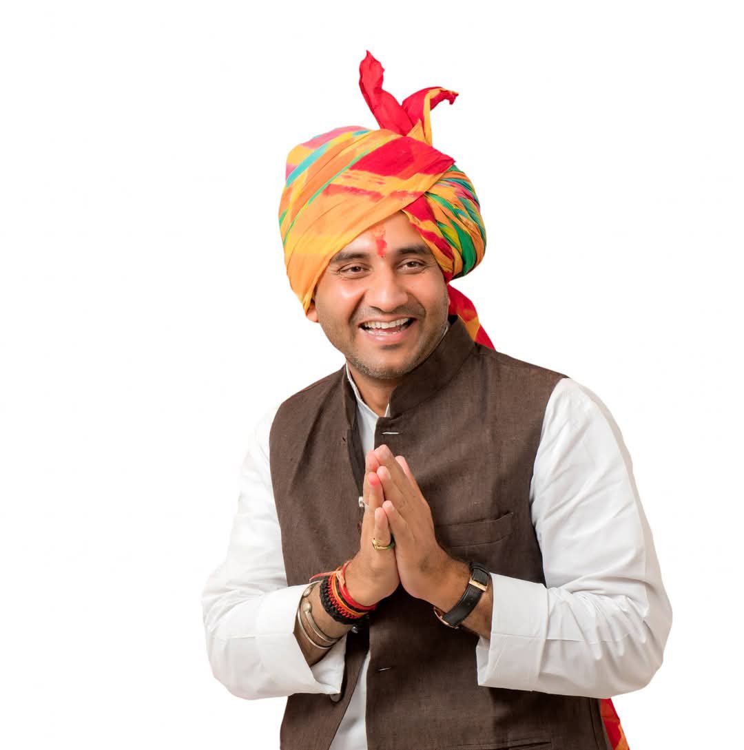 कांग्रेस नेता एवं रानीवाड़ा विधानसभा क्षेत्र से विधायक श्री <a href="/RatanDevasiINC/">Ratan Devasi</a> जी को जन्मदिवस की हार्दिक बधाई एवं शुभकामनाएं। में बाबा भोलेनाथ से आपके स्वस्थ एवं दीर्घायु जीवन की कामना करता हूं।