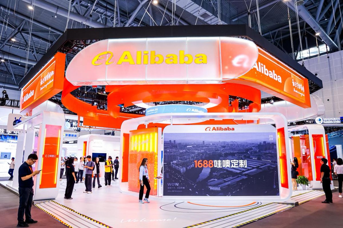 zhu_alice50849's tweet photo. Old friends of the Digital Trade Fair reunite to embrace new opportunities in openness and cooperation, stepping into the digital future together! 🌐🤝✨
#GDTE #Innovation #DigitalTradeFair #GlobalPartnership #GDTEHangzhou https://t.co/GyjAUBvNqN