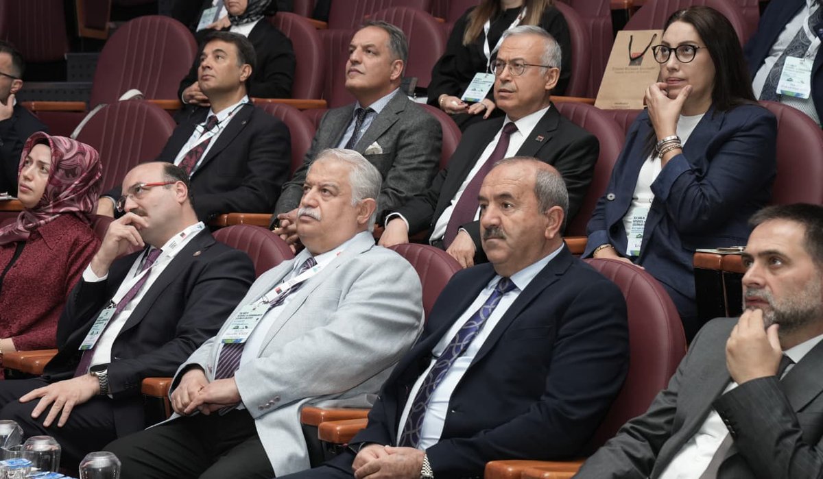 📢#TÜBA-Tek Sağlık: Bütünsel ve Sürdürülebilir Çözümler Çalıştayı

Prof. Zeliha Koçak Tufan "ABD Örneği Üzerinden Araştırma Ekosisteminde Tek Sağlık Konsepti"ni anlattı. 

🗓️2⃣5⃣-2⃣7⃣Eylül 2⃣0⃣2⃣5⃣
🤝#TÜBA, <a href="/atauniv1957/">Atatürk Üniversitesi</a>
📍Atatürk Üniversitesi Prof. Dr. Kemal Bıyıkoğlu Salonu