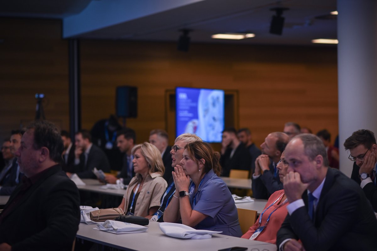 GUARANTInt's tweet photo. 🌟 XXIII Congress of the Czech Spine Surgery Society took place Sept 14–16 at Hotel Vista, Dolní Morava! 🎶 

Talks on spine disorders, international speakers, and gala events with live music by Aura made it inspiring. 👏

#SpineSurgery #ČSCHS #Congress2025 https://t.co/W0Di1hg1x4
