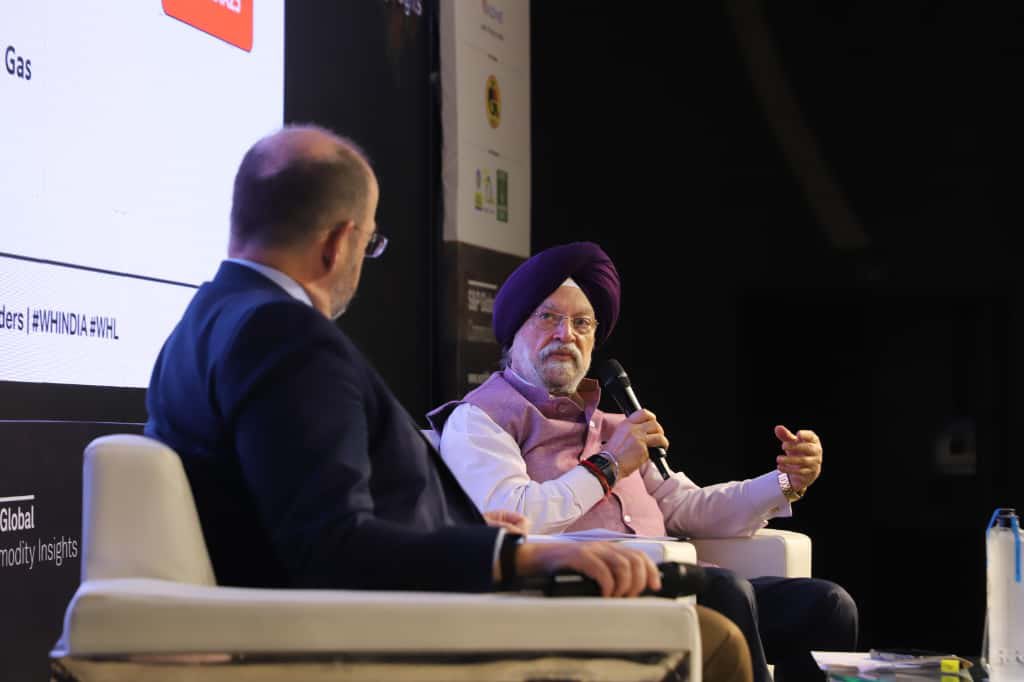 HardeepSPuri's tweet image. Held an excellent interaction in a fireside chat on ‘Powering India’s Green Future with Hydrogen’ at World Hydrogen India, an inaugural conference on building India’s hydrogen economy under the farsighted and decisive leadership of PM Sh @narendramodi Ji.
With the National Green…