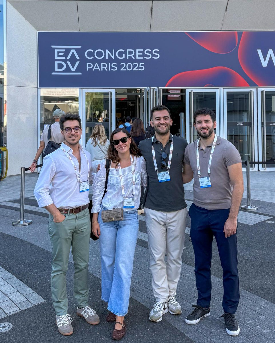 Destacada presencia del equipo de <a href="/HUSCDerma/">Servicio de Dermatología HUSC Granada</a> en el Congreso de EADV con 8 comunicaciones presentadas. 👏

Enhorabuena a todos, especialmente a <a href="/ismenios/">Ricardo Ruiz-Villaverde</a> y al gran equipo 💚

<a href="/aedv_es/">Academia Española de Dermatología y Venereología</a> #SanidadPública <a href="/AEDVAndalucia/">AEDV Andalucía</a> #Dermatología