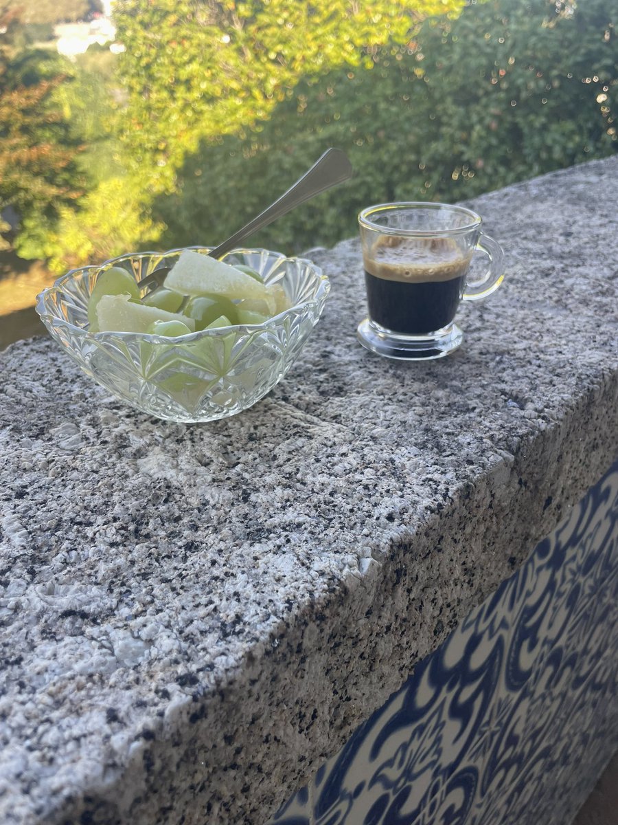 MiguelC40130919's tweet photo. Começamos frescos mas com o sol por companhia.
Façam um bom dia ☕️☀️
#quasesexta https://t.co/73OmrDkfyh