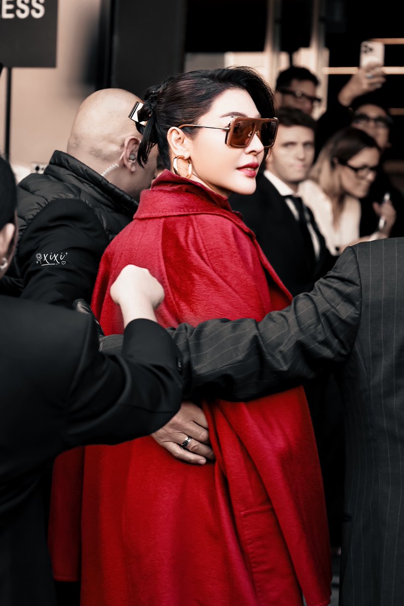 xusobeautiful's tweet image. 【𝟐𝟓𝟎𝟗𝟐𝟓】𝐌𝐚𝐱 𝐌𝐚𝐫𝐚

@malisorn00 @maxmara 

PERAYA X MAXMARA MFW
#MaxMaraxFaye