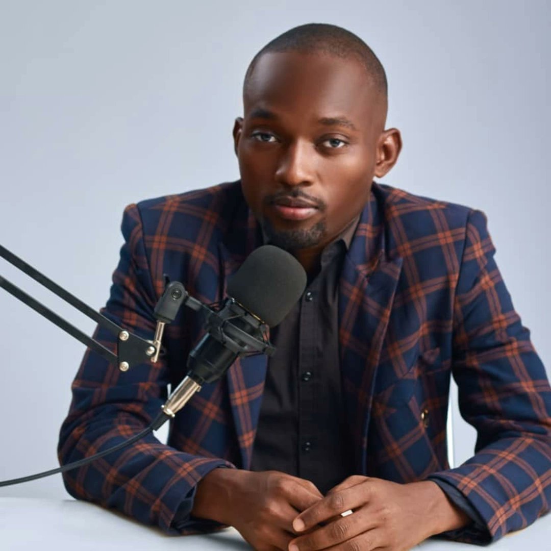 everylifematter's tweet photo. Weโre excited to welcome Mr Ade Oyeyipo, Founder of Light Works Media House, as a Special Guest at our 100-Hour GWR Attempt! ๐ His voice on dream fulfilment & mental wellbeing is invaluable. #NoToSelfHarm #Road2TheRecord https://t.co/b5TG6WL2zz