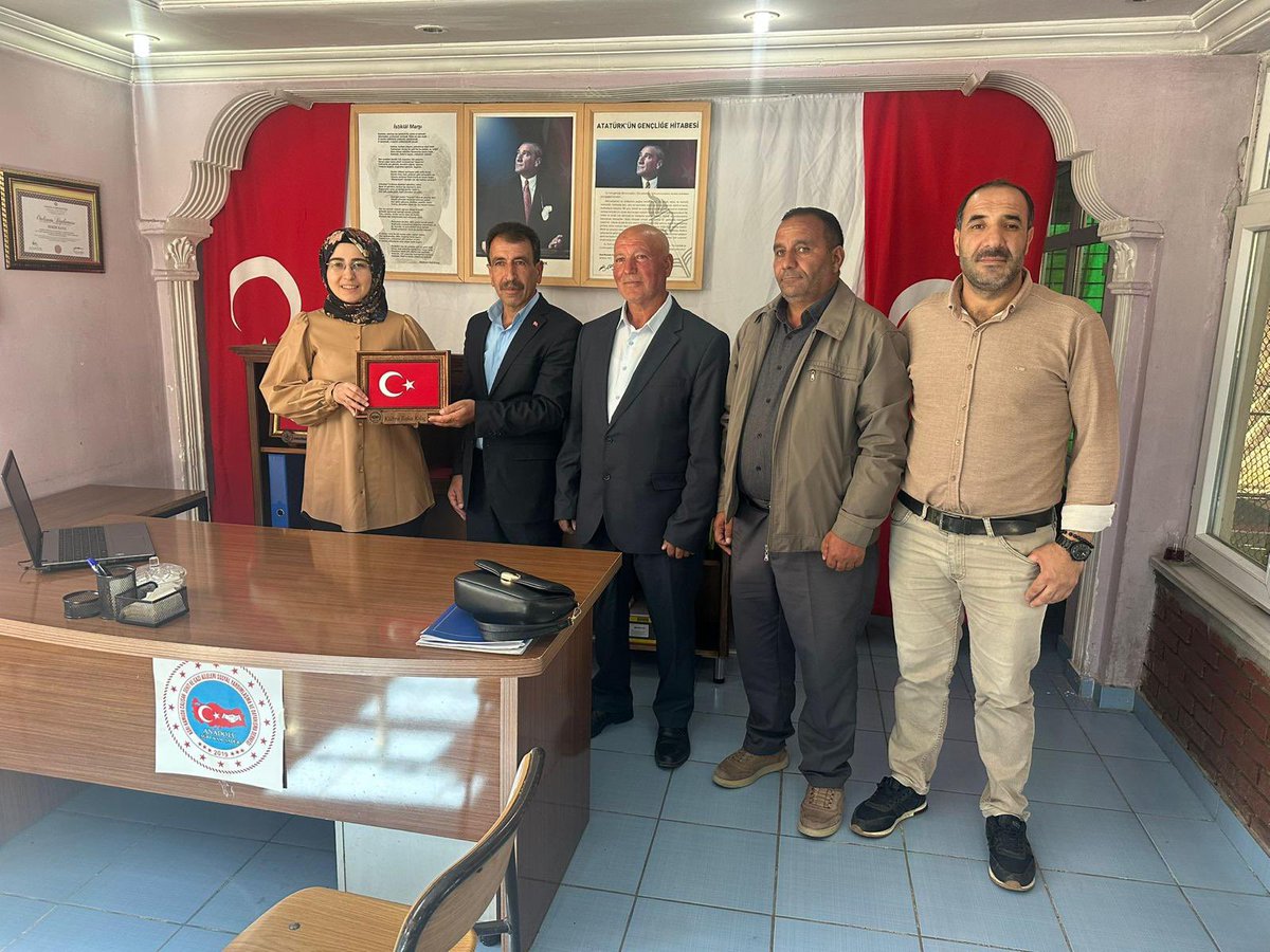 Kaymakamımız Sayın Kübra BAKA KILIÇ,  Ölümsüz Kahramanlar Derneği Başkanı Bekir KAYA’yı ziyaret etti.
Dernek çalışmaları hakkında bilgi alan Kaymakamımız, şehit yakınlarımıza ve gazilerimize verdikleri destekten dolayı teşekkür etti.
