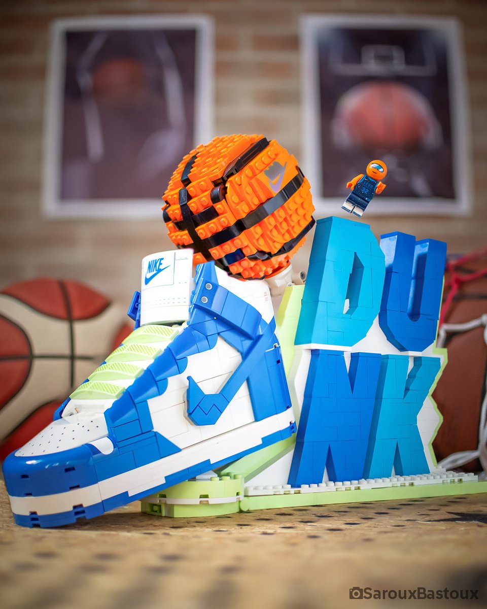 コートでもストリートでも、おうちでもこの一足を開ける瞬間を待ちきれ