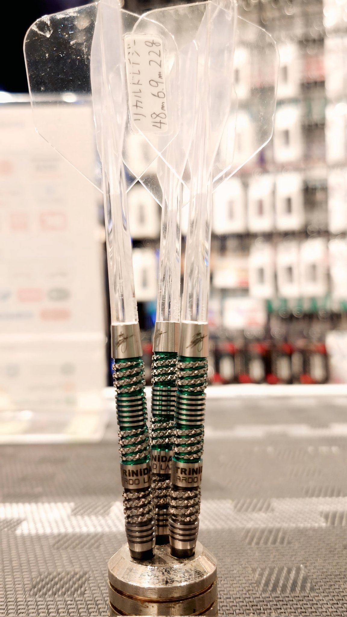 リカルドレイジーsダーツ限定モデル