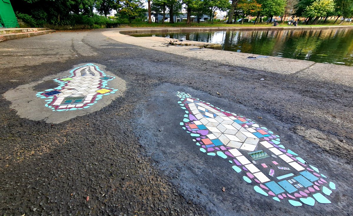 is_glasgow's tweet image. Turning worn out pavements into works of art: more of the mosaics set into damaged sections of the footpaths  in Queen&apos;s Park in Glasgow.

#glasgow #queenspark #mosaics #ceramics #tiles #tiling #streetart