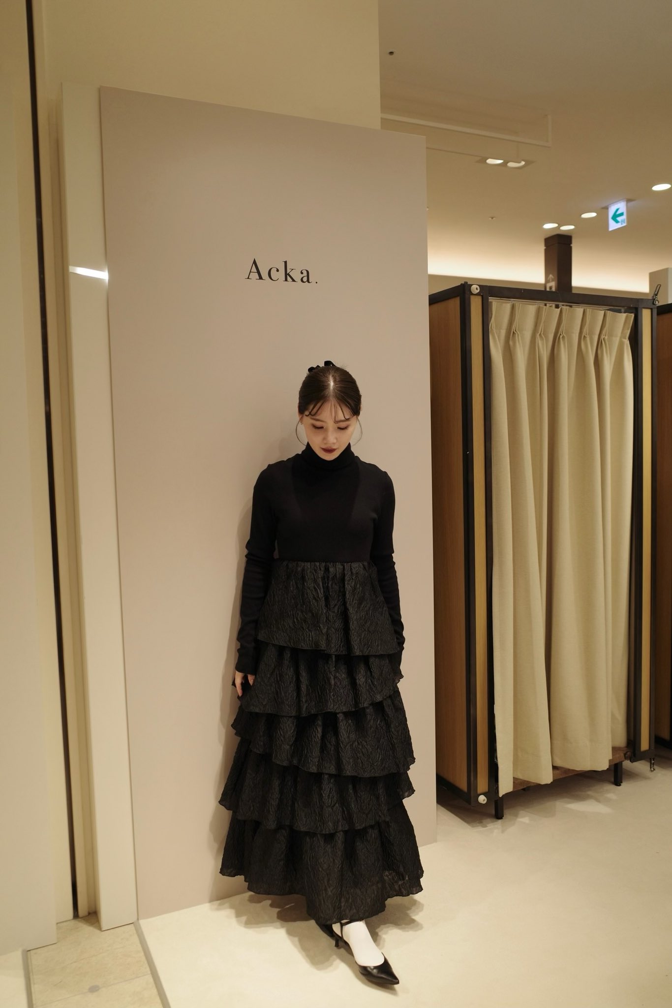 本日限定値下げ！acka♡レーススカート ♡再々入荷♡ドローイングフラワーレーススカート（レッド