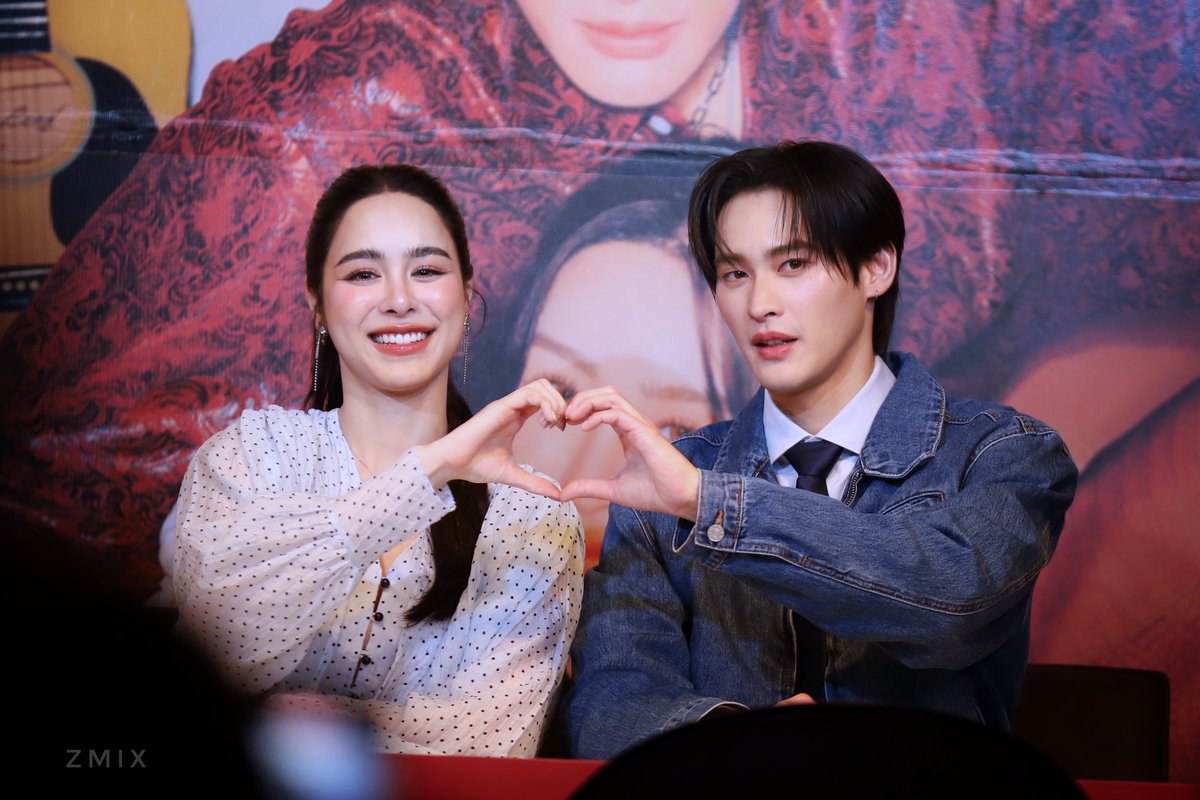 [250925] 🫶🏻🩵

KAOPP 1ST PHOTOBOOK

#KAOPPFansignLoveNoLimit