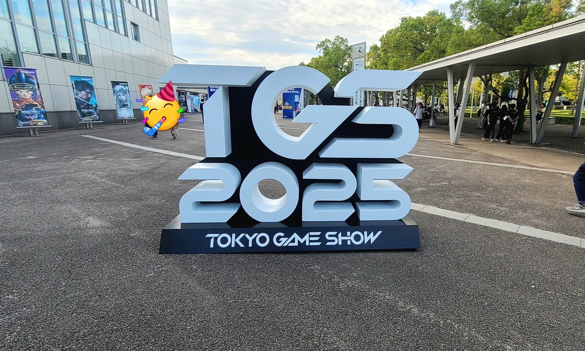 NAZOMERON's tweet photo. 来た。快適　もう一般には戻れない
アクスタやぬいなどがないからオタ活みたいなのできない。明日現地妻を探すか https://t.co/f6vPXfFLNS