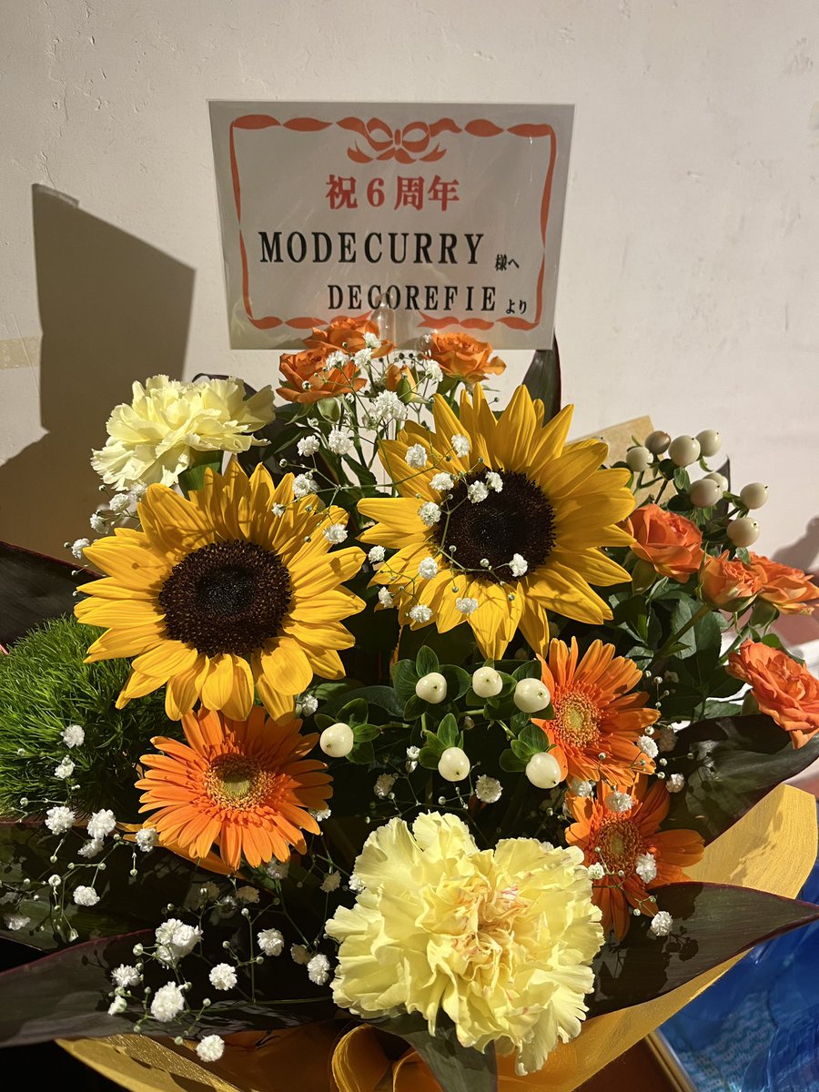 MODECURRY2019's tweet photo. マチフェス楽しかったなー！
モデカレー9/20に6周年迎えました！

限定Tシャツも販売中👕 https://t.co/UaNOWwmpZ2