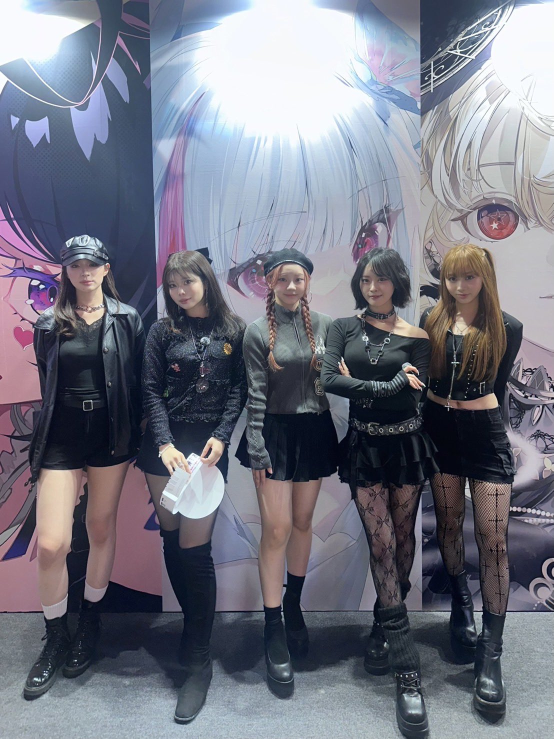 G1rh0jlbEAAP6mv?format=jpg&name=large