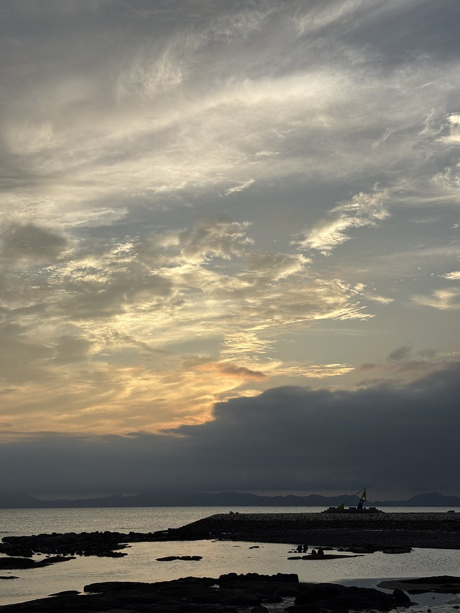 今日も夕日は無理っぽいなー