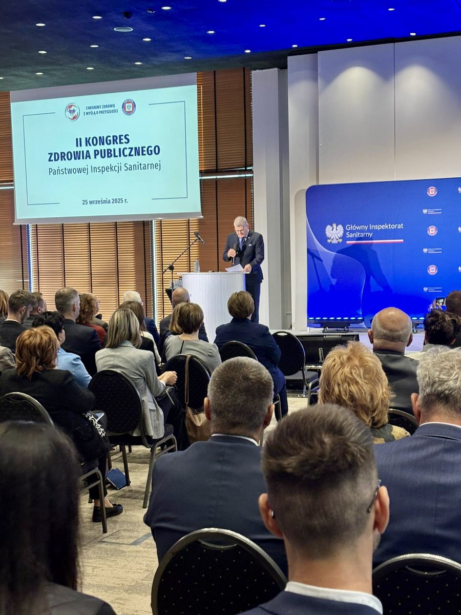 Główny Inspektorat Sanitarny (@gis_gov) on Twitter photo Trwa II Kongres Zdrowia Publicznego Państwowej Inspekcji Sanitarnej - forum wymiany wiedzy i doświadczeń w obszarze bezpieczeństwa zdrowotnego społeczeństwa. Pracownicy #sanepid z obszaru całej Polski rozmawiają o wyzwaniach, przed którymi stoi #ZdrowiePubliczne
<a href="/MZ_GOV_PL/">Ministerstwo Zdrowia</a> Trwa II Kongres Zdrowia Publicznego Państwowej Inspekcji Sanitarnej - forum wymiany wiedzy i doświadczeń w obszarze bezpieczeństwa zdrowotnego społeczeństwa. Pracownicy #sanepid z obszaru całej Polski rozmawiają o wyzwaniach, przed którymi stoi #ZdrowiePubliczne
<a href="/MZ_GOV_PL/">Ministerstwo Zdrowia</a>