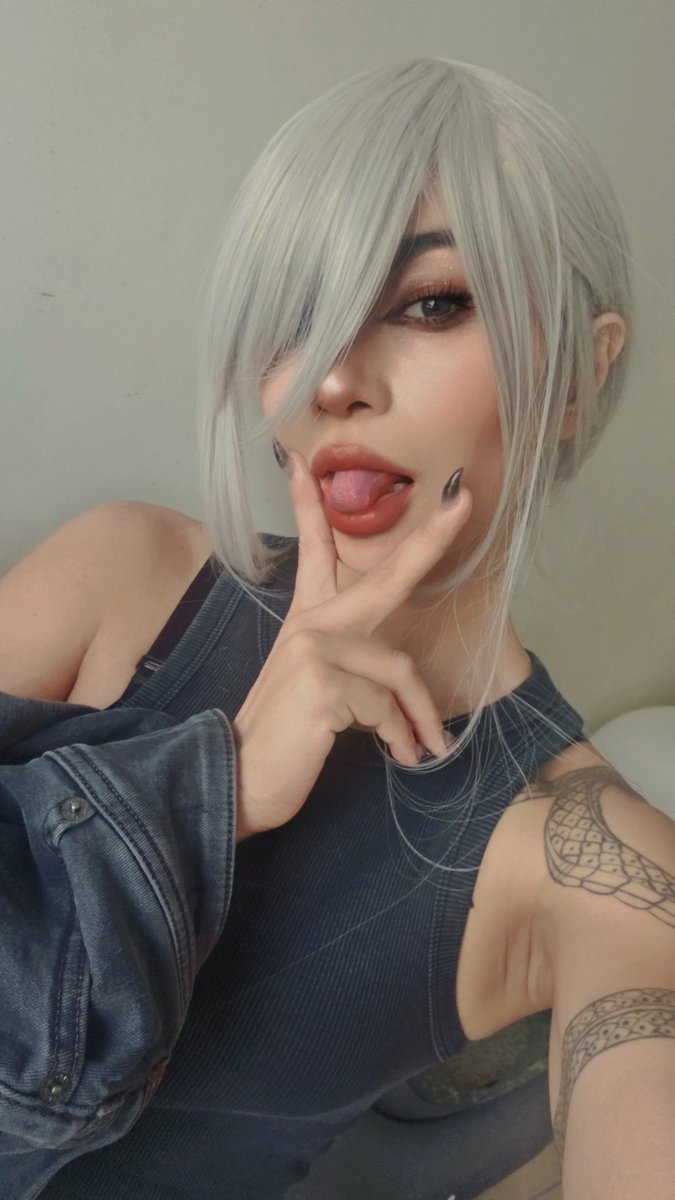 👁👁