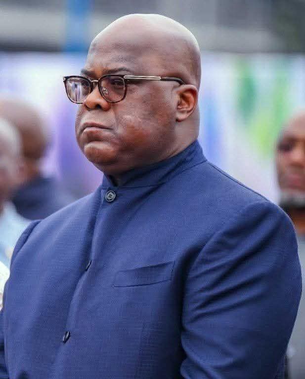 Lu quelque part : 🛑🇨🇩#RDC : Joseph Kabila avait promis à Antoine Gizenga le poste du 1er Ministre s'il gagnait les élections au 2èm tour et il avait respecté sa parole. Il est allé même loin en lui demandant l'un de ses proches pour le remplacer.
Que dire de Félix Tshisekedi?