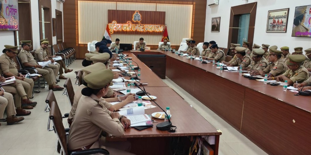 prayagraj_pol tweet picture