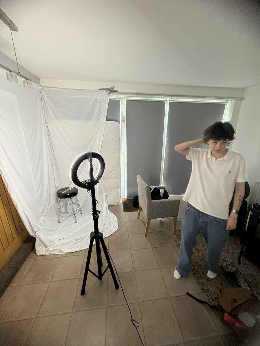 TOM A SMITH tweet media