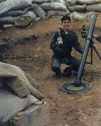 Nice güzelliğimizi bir avuç cani tarafından yitirdik.

Jandarma Komando Asteğmen Ümit Yılbar, terhisine günler kala PKK tarafından şehit edildiğinde henüz 26 yaşındaydı. Ruhu şad olsun.

25 Eylül 1993/Eruh