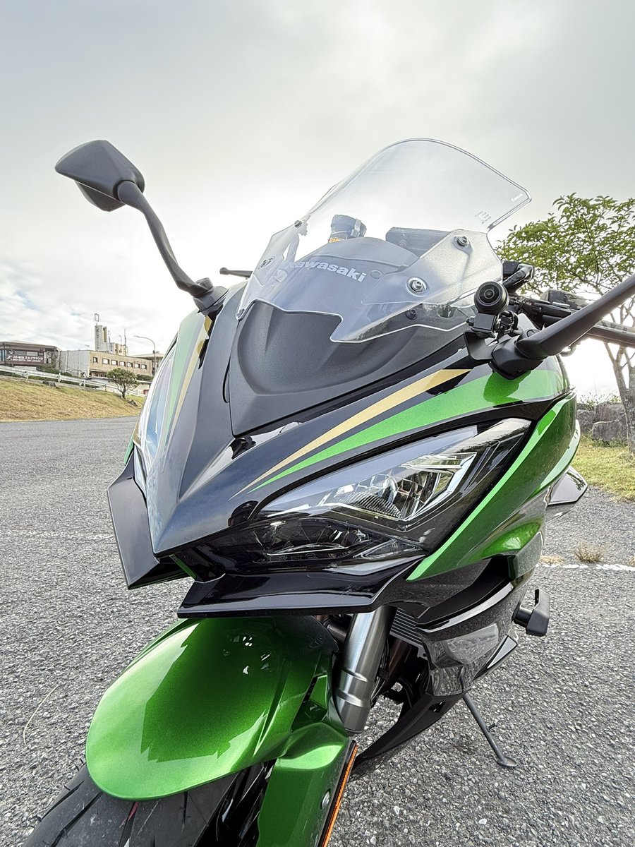 Navyninja1000sx's tweet image. Ninja1100SX SE 納車しました🎊✨
新しい相棒と一緒に色々旅しようと思います🏍️
#kawasaki #ninja1100sxse #ninja #バイク　#ツーリング