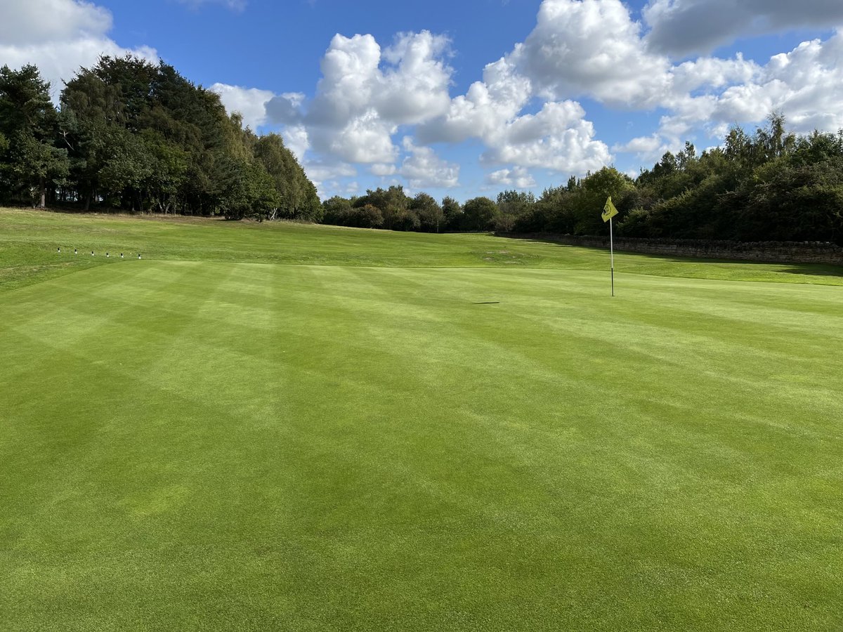 AlexHawkesOAS's tweet image. I have worked with this Golf Course Manager for 4 years now. What a job he is doing #originamenitysolutions