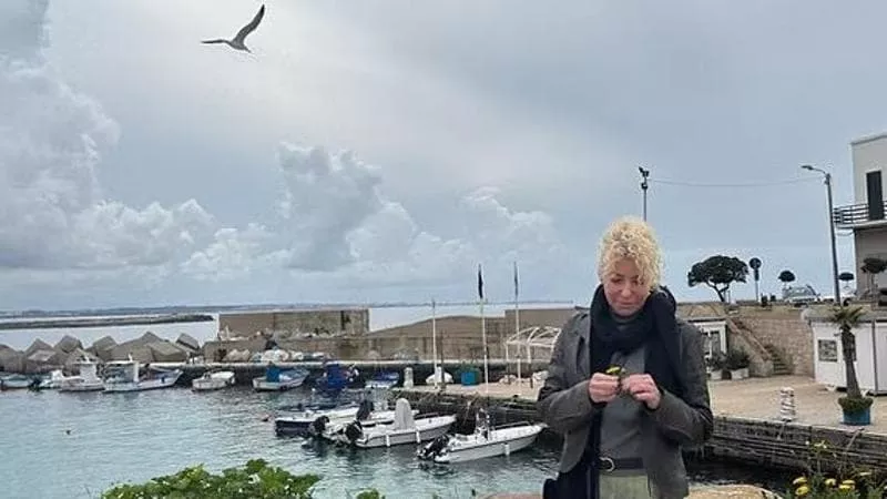“Costruiamo una colonia in Salento”, il progetto di un’immobiliarista israeliana. (Repubblica)
Orit Lev Marom ha fondato Coral 37, una società dedicata ad acquisire immobili  nel Sud Italia: “Vogliamo far nascere una comunità autosufficiente  (kibbutz) in cui le famiglie