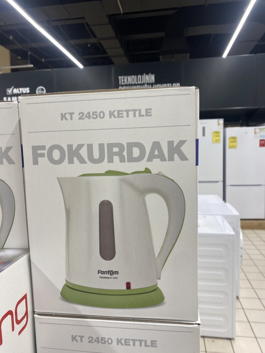 Sokakta gördüğüm kediye koyduğum random isim