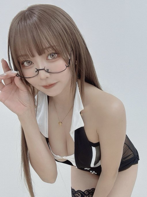 コスプレイヤーりなしぃのTwitter画像21