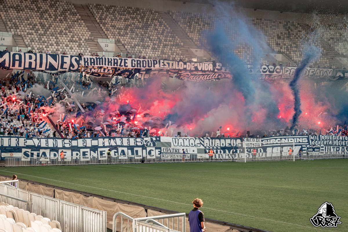 UltrasMadeinFR's tweet image. ⚽️ Bordeaux - Angoulême (N2)
📢 Ambiance argentine du côté des Ultramarines !
📆 Samedi 20 septembre 2025
📸 @ub87officiel