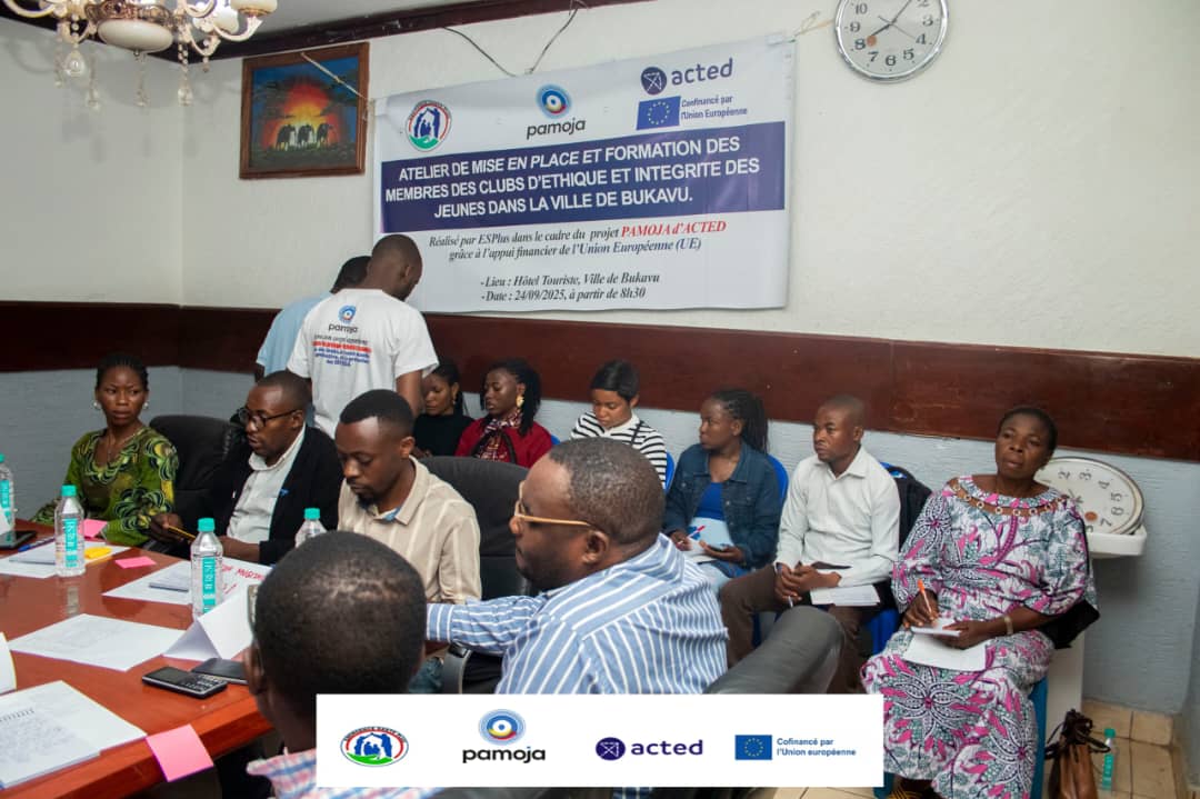 Formation des Clubs d'Ethique et Intégrité des jeunes ds le cadre du Projet d'améliorat° d'Accès à l'info sur les #DSSR et lutte contr les IST/SIDA chez les jeunes des quartiers défavorisés de #Bukavu, en  partenariat avec #ACTED ds le cadre du projet #PAMOJA financé <a href="/UEenRDC/">UE en RDC🇪🇺</a>