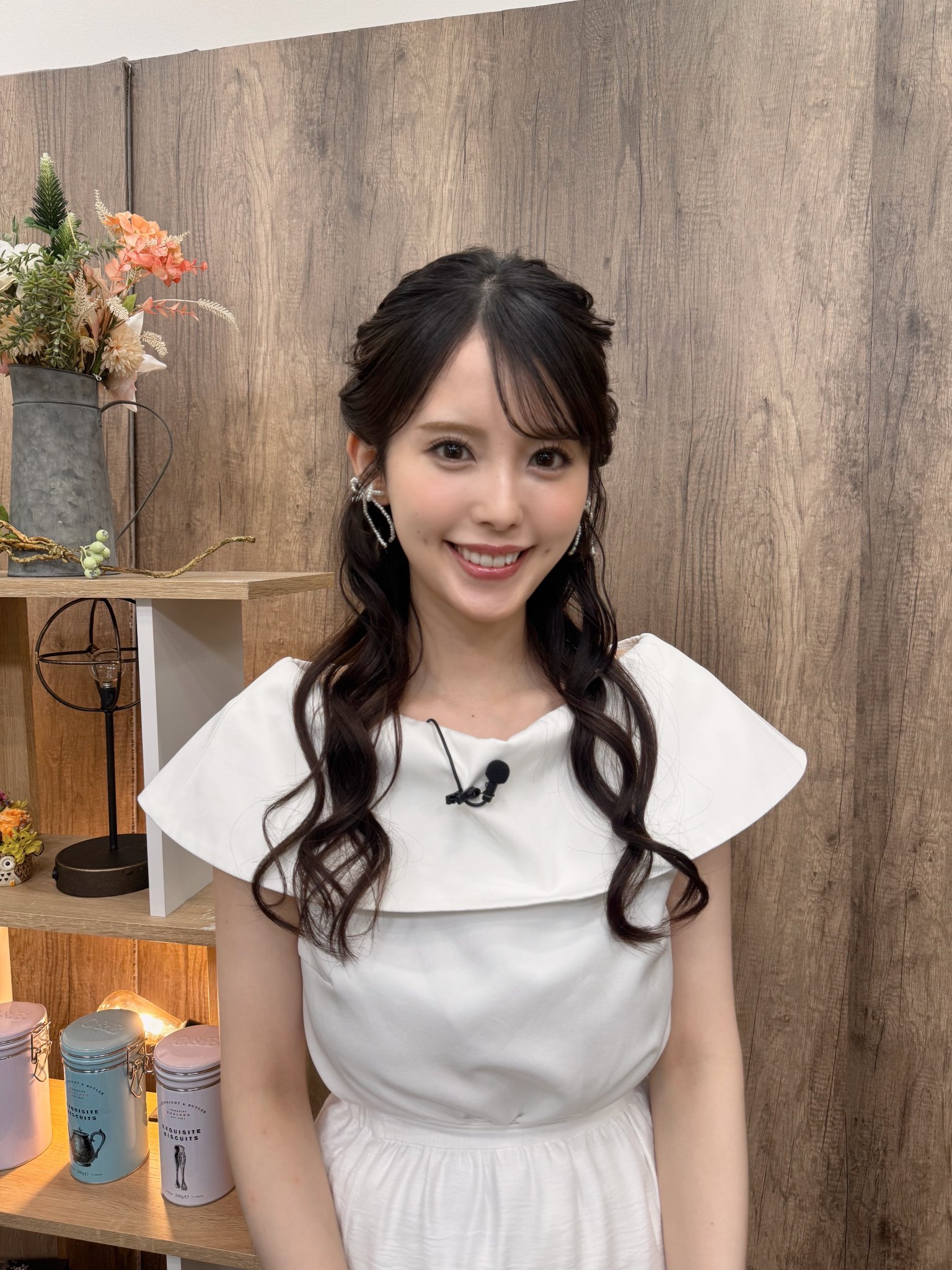 ウェザーニュースキャスター 小川 千奈 アクリルスタンド アクスタ