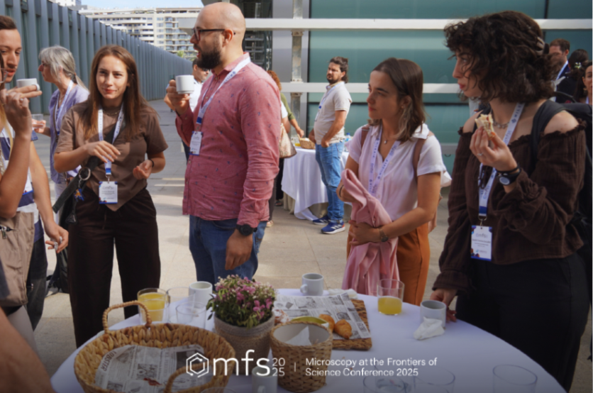 MFS_2025's tweet photo. ☕Breaks at #MFS25 gathers attendees after sessions!

👉Discussing atomic-scale imaging, TEM/STEM, batteries, perovskites &amp; sustainable energy, researchers exchange ideas &amp; foster collaborations

Let's continue shaping the future of microscopy together!

🔗https://t.co/KBvg4Q0mdd https://t.co/dwzGwAU6uN
