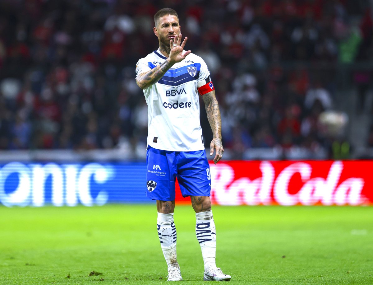 セルヒオ・ラモス レアルマドリード ユニフォーム レアルマドリード