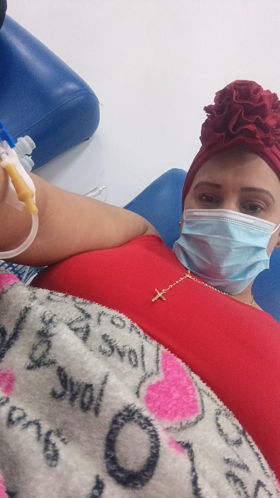 klucena22's tweet photo. Con mi sesión de quimioterapia..
Así voy💪🏼♥️,  agradecería mucho su apoyo 🫂, y también me ayudarían si compartieran  en sus redes. Muchas bendiciones 🙏 https://t.co/RAF32lBTjT