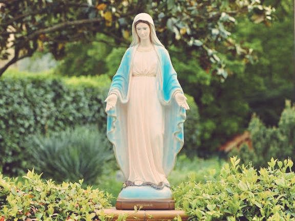 <a href="/FredSimonTLM/">Fred Simon</a> Our Lady of Grace, pray for us.