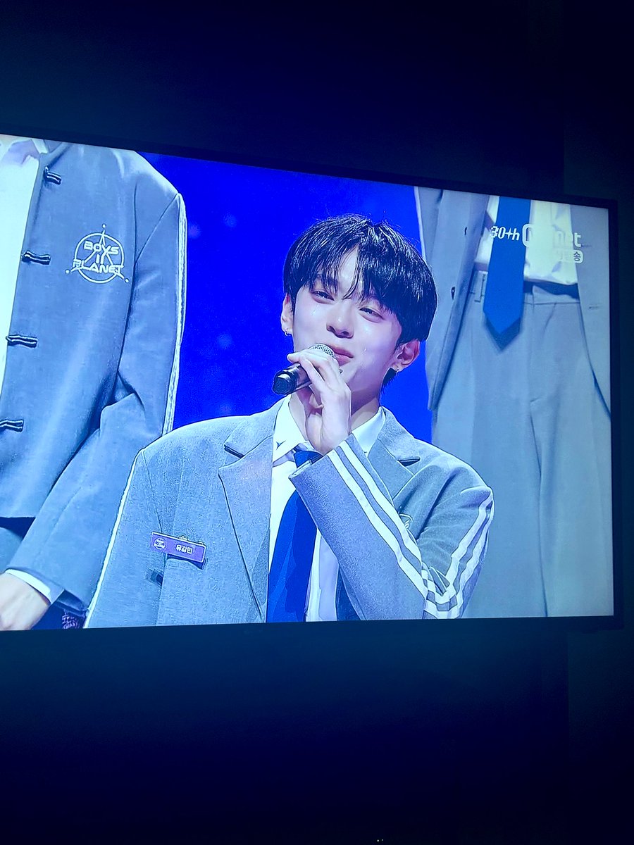 mellifluous_09's tweet photo. 따나랑 함께 열심히 응원했는데..아쉽다🥹
그래도 정말 끝까지 최선을 다했으니깐
정말 수고했어요👏 강민이도 씩씩하니까 금방 잘 일어날 거라 믿어요~따나가 옆에서 
힘이 되어주고 있으니까~^^☺️
우리의 하나뿐인 딴콩민 영원하자구!🫶🏻
울 따나는 감기 얼른 낫길 바라구 
좋은꿈 꿔~아프지마 💜사나잇🌙
#윤산하 #유강민