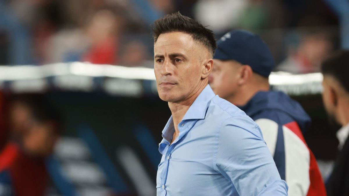 🚨 ATENCIÓN | Nacional prepara el partido ante Juventud del próximo domingo a las 16:00 en el Centenario.

📌 Pablo Peirano colocó en el táctico de hoy el mismo equipo que jugó ante Liverpool.

📋 Los 11: Mejia; Ancheta, Coates, Millán, Romero; Boggio, Oliva, L. Rodríguez;