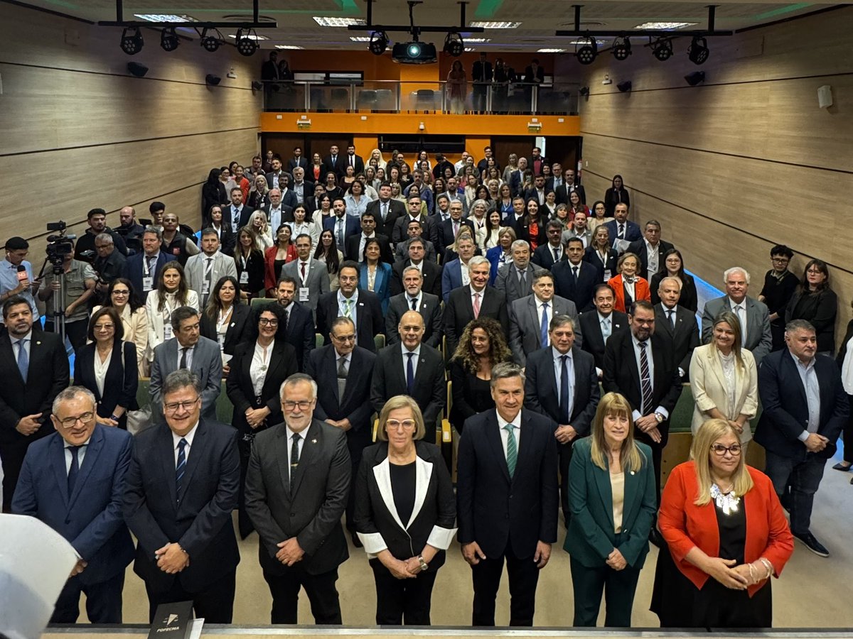 📸 #JornadasFOFECMA

Fotografía institucional de las XXXIX Jornadas Nacionales del FOFECMA