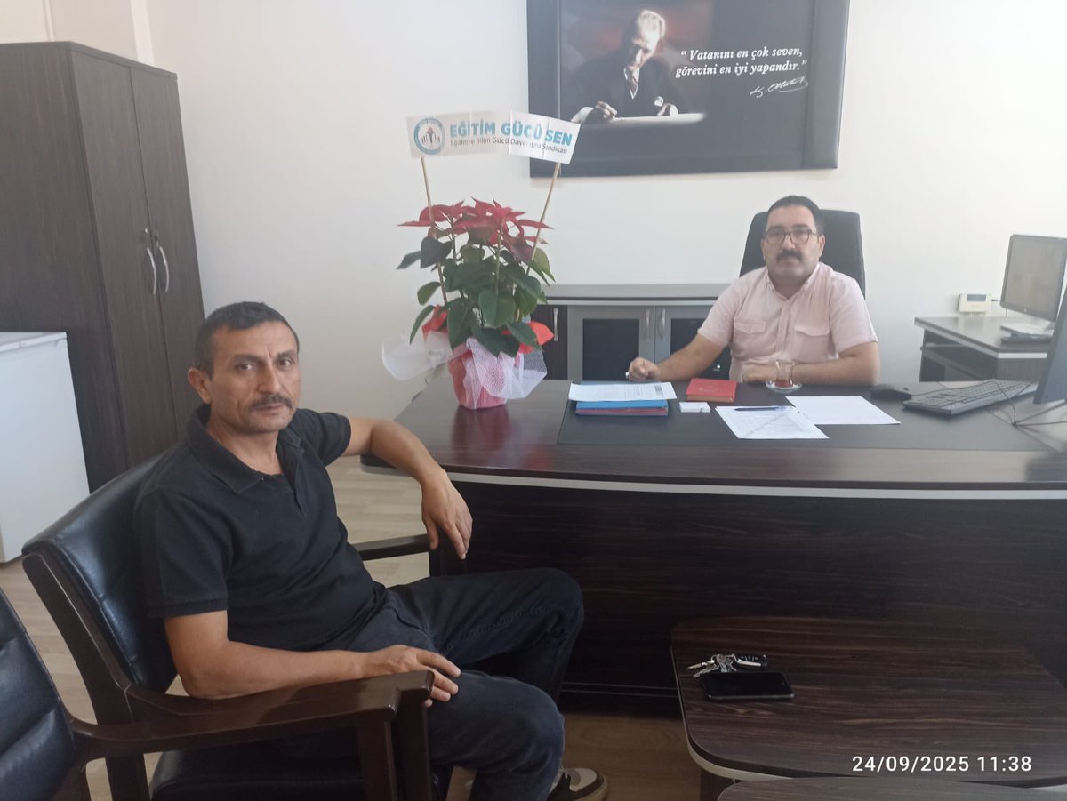 Kırıkkale Yahşihan ilçe başkanımız İsmail Hakkı Vatangül  Kırıkkale Bahşılı İlçe Milli Eğitime Şube Müdürü olarak göreve başlamıştır. Kendisini tebrik ediyor yeni görevinde başarılar diliyoruz. 

<a href="/oguzozat/">Oğuz ÖZAT</a> 
<a href="/sifaikaya/">Şifai Kaya</a> 
<a href="/ismailAkdag80/">İsmail Akdağ</a> 
<a href="/ilterisKagan_9/">İsmail HakkıVATANGÜL🇹🇷🇦🇿🇰🇬🇰🇿🇹🇲💛❤️</a>